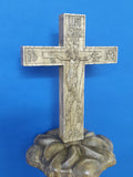 Cross with pedestal KP01