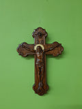 Cross with pedestal KP02